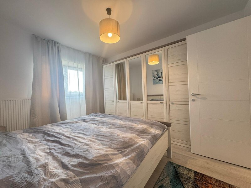 Republica, Hala Laminor, Hils Republica,