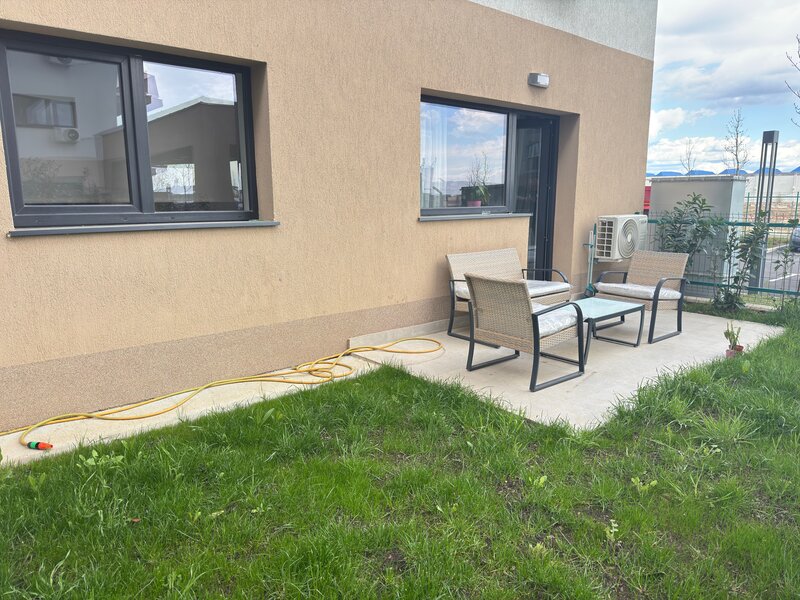 Republica, Hala Laminor, Hils Republica,